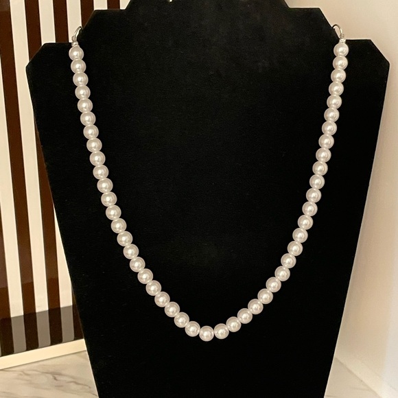White Faux Pearl and Black Ribbon Necklace - Picture 2 of 5